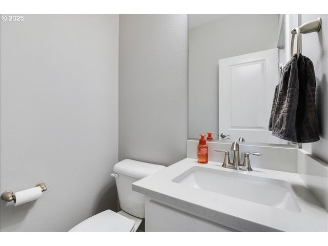 2754 INNA Ave Nw, Salem, OR 97304