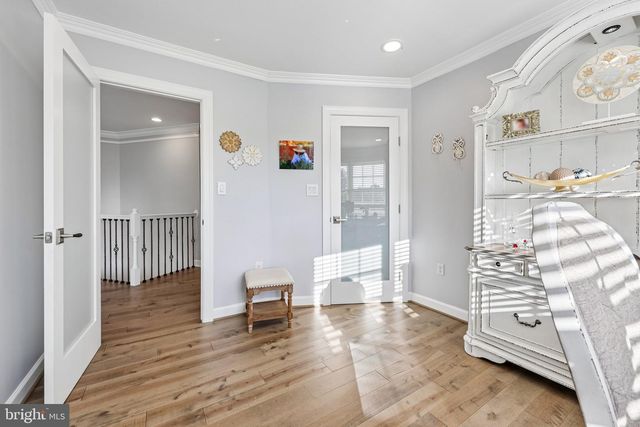 19396 EMERALD PARK DR, Leesburg, VA 20175