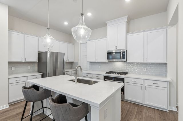 8352 Challenger Lane, Frisco, TX 75034