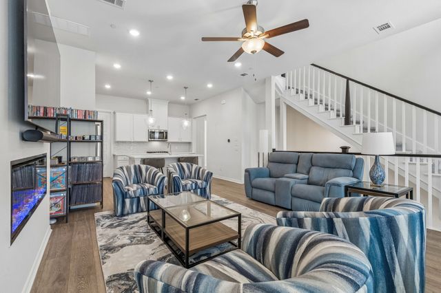 8352 Challenger Lane, Frisco, TX 75034