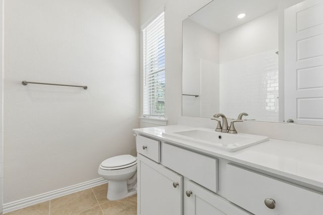 8352 Challenger Lane, Frisco, TX 75034