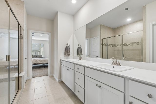 8352 Challenger Lane, Frisco, TX 75034