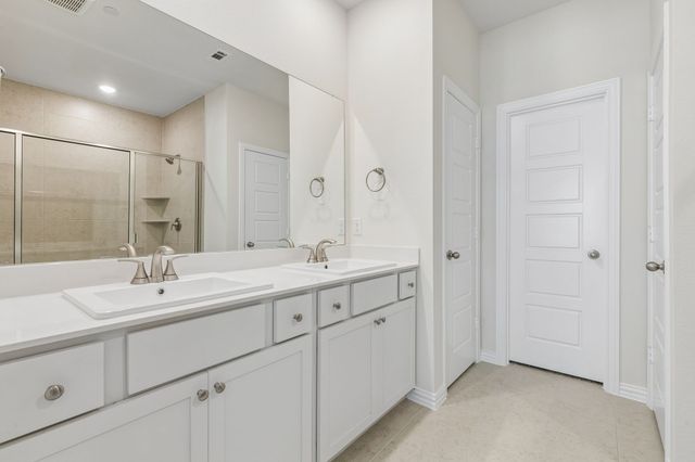 8352 Challenger Lane, Frisco, TX 75034