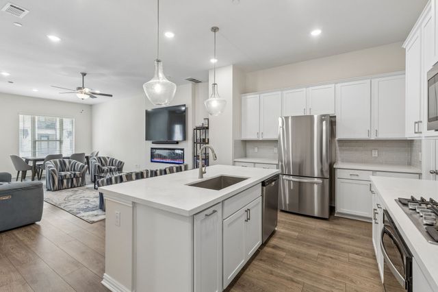 8352 Challenger Lane, Frisco, TX 75034