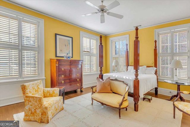 211 E Charlton Street, Savannah, GA 31401