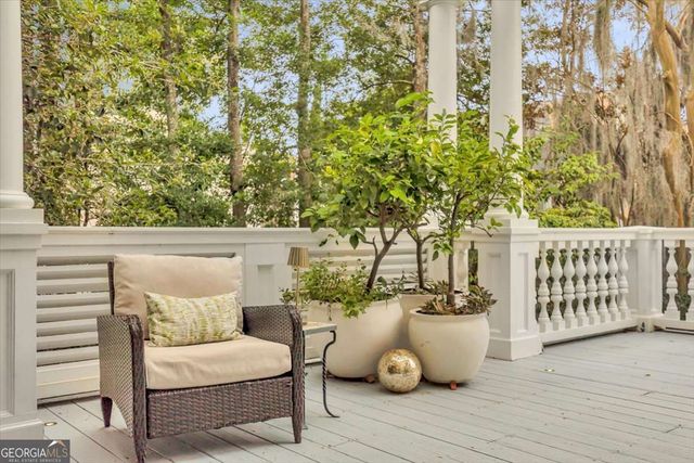 211 E Charlton Street, Savannah, GA 31401