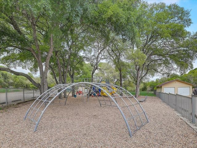 4711 Fieldstone DR, Austin, TX 78735