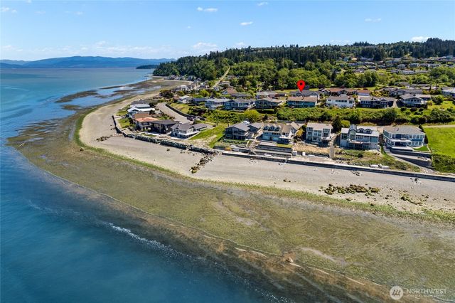 1035 Shorecrest Place, Camano Island, WA 98282
