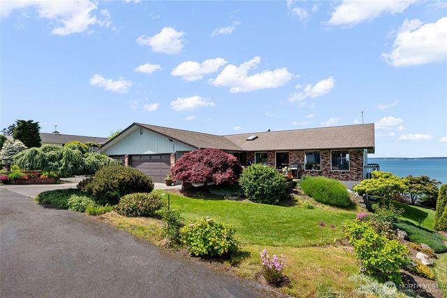 1035 Shorecrest Place, Camano Island, WA 98282
