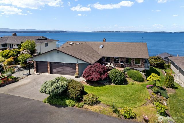 1035 Shorecrest Place, Camano Island, WA 98282