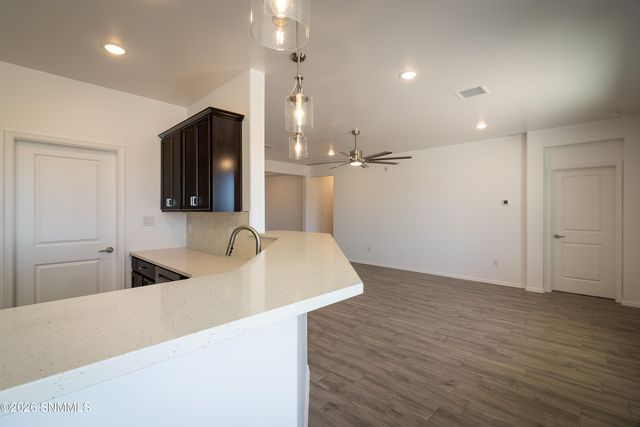6571 Phoenix Street, Las Cruces, NM 88012