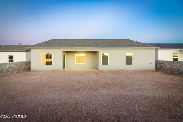 6571 Phoenix Street, Las Cruces, NM 88012