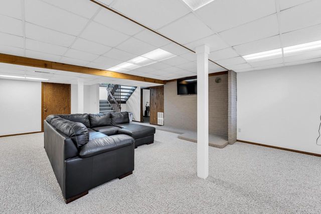 810 Waters Edge ROAD, Racine, WI 53402