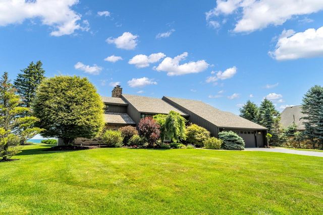 810 Waters Edge ROAD, Racine, WI 53402