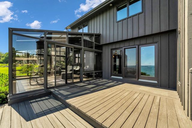810 Waters Edge ROAD, Racine, WI 53402