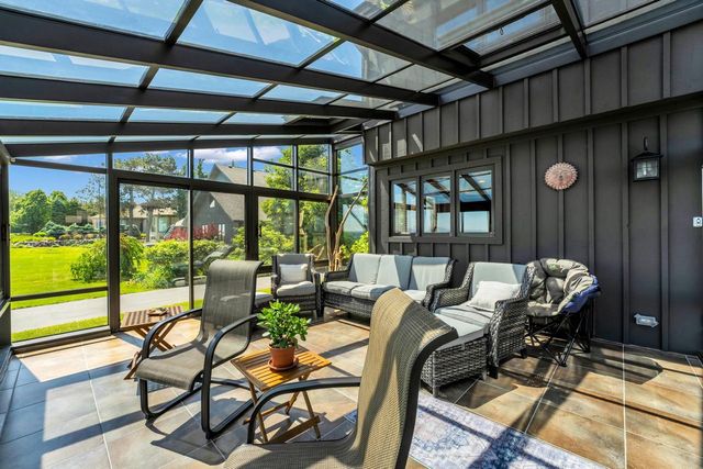810 Waters Edge ROAD, Racine, WI 53402