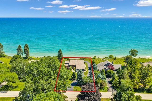 810 Waters Edge ROAD, Racine, WI 53402