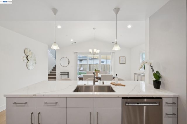 21112 Tyee Ct, Castro Valley, CA 94546
