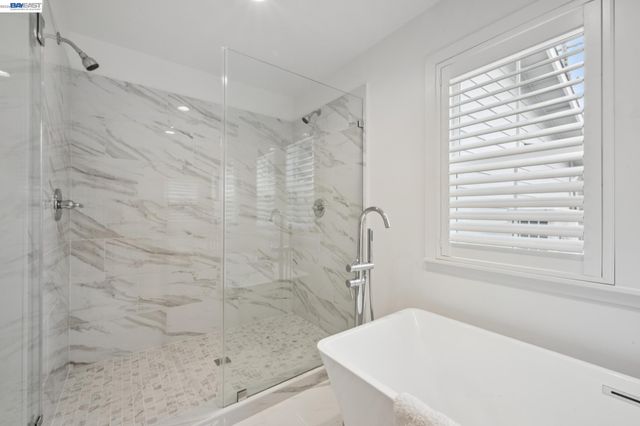 21112 Tyee Ct, Castro Valley, CA 94546