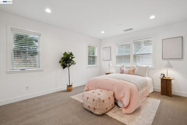 21112 Tyee Ct, Castro Valley, CA 94546