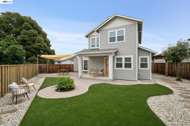 21112 Tyee Ct, Castro Valley, CA 94546