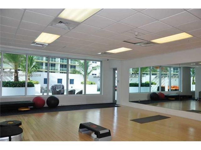 1750 N Bayshore Dr 4912, Miami, FL 33132