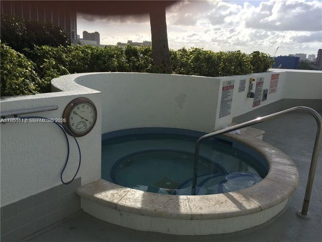 1750 N Bayshore Dr 4912, Miami, FL 33132