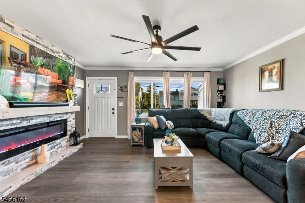 27 Harrison Ave, Carteret Boro, NJ 07008 — photo 2