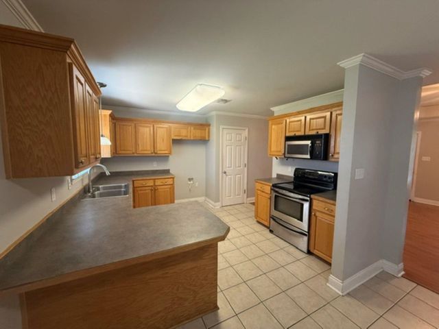 1119 Renee Dr, Thibodaux, LA 70301