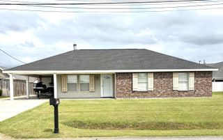 1119 Renee Dr, Thibodaux, LA 70301