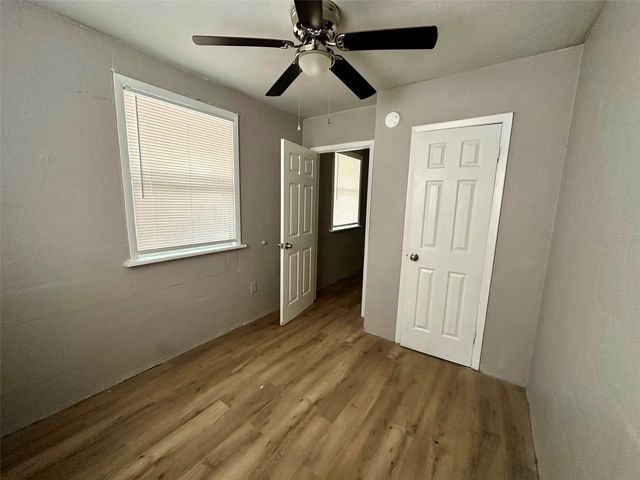 649 NE WALDO ROAD, Gainesville, FL 32641