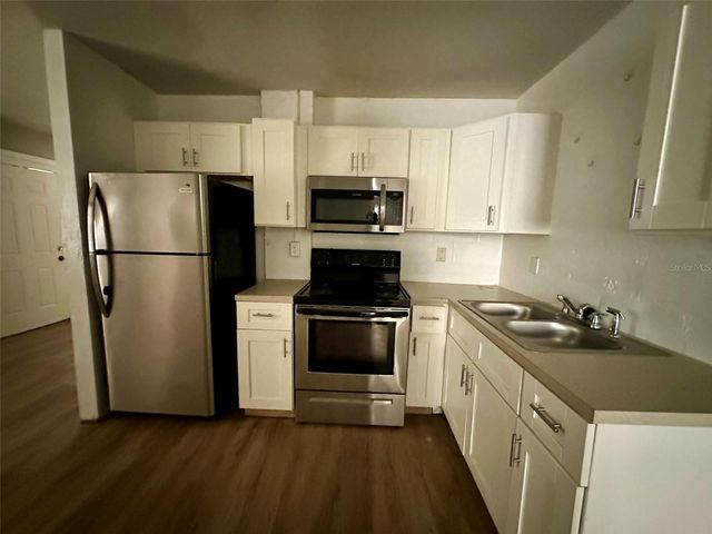 649 NE WALDO ROAD, Gainesville, FL 32641