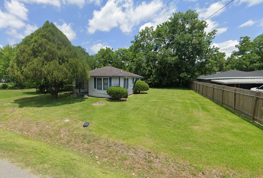 3811 Noah Street, Houston, TX 77021