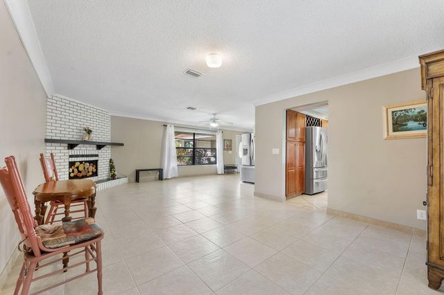 154 SANTA MONICA Avenue, Royal Palm Beach, FL 33411