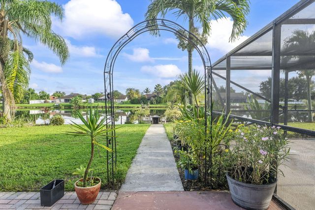 154 SANTA MONICA Avenue, Royal Palm Beach, FL 33411