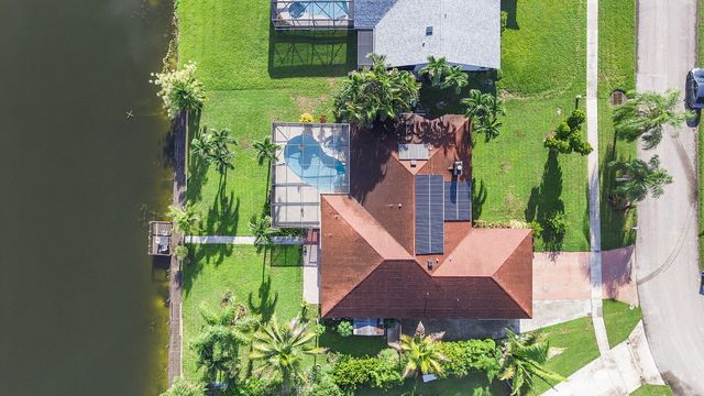 154 SANTA MONICA Avenue, Royal Palm Beach, FL 33411