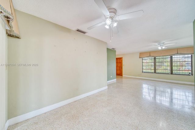 9961 SW 12th St, Miami, FL 33174