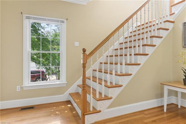 11141 Royal LN, Providence Forge, VA 23140