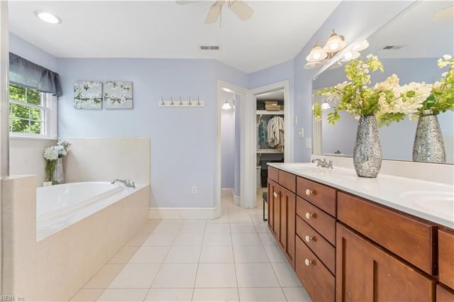 11141 Royal LN, Providence Forge, VA 23140