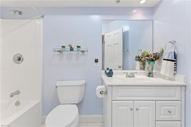 11141 Royal LN, Providence Forge, VA 23140
