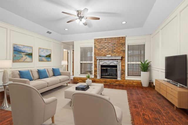 2007 Harwell Street, Grapevine, TX 76051