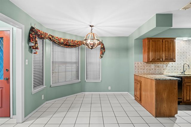 2007 Harwell Street, Grapevine, TX 76051