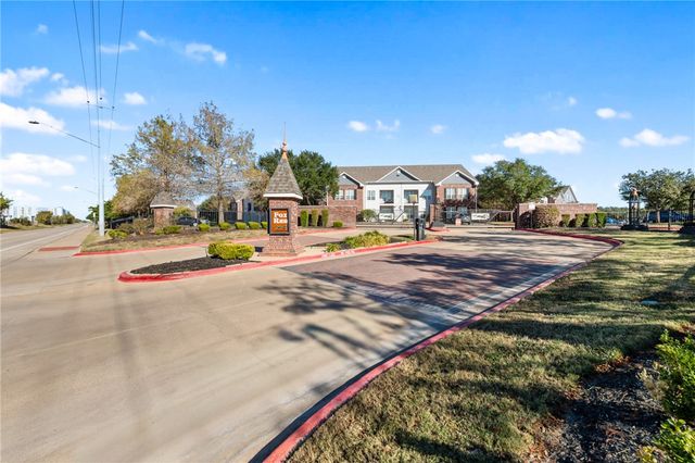 801 Luther Street W 1406, College Station, TX 77840