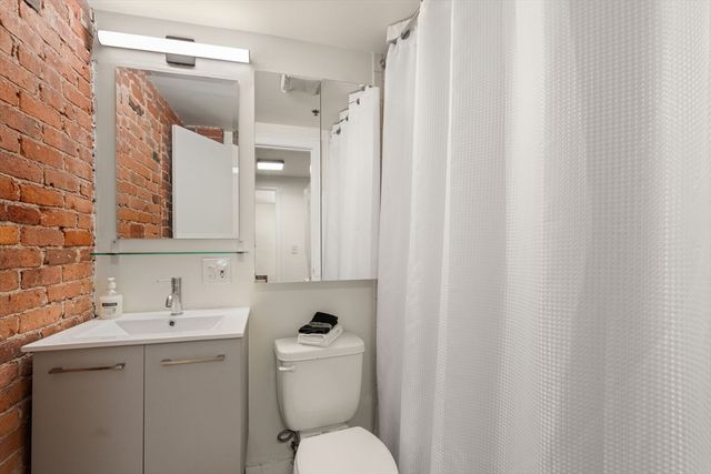 19 Stanhope 1B, Boston, MA 02127