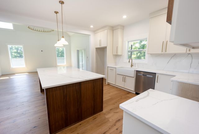 8600 Wading Branch Court, Ooltewah, TN 37363