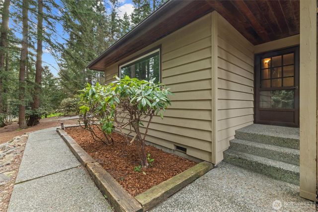 39811 226th Avenue SE, Enumclaw, WA 98022