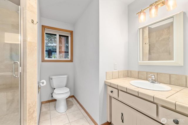 39811 226th Avenue SE, Enumclaw, WA 98022