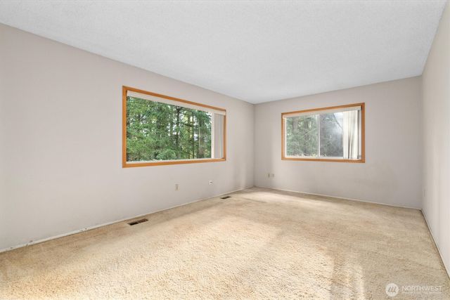 39811 226th Avenue SE, Enumclaw, WA 98022