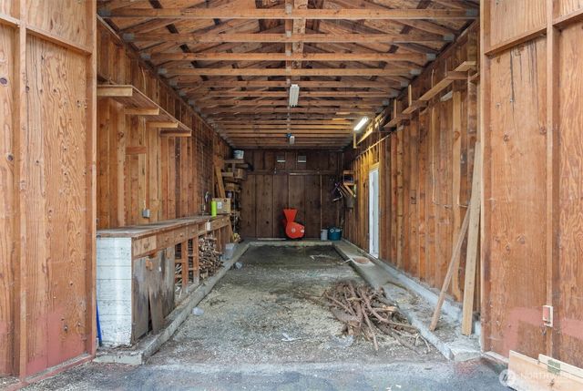 39811 226th Avenue SE, Enumclaw, WA 98022