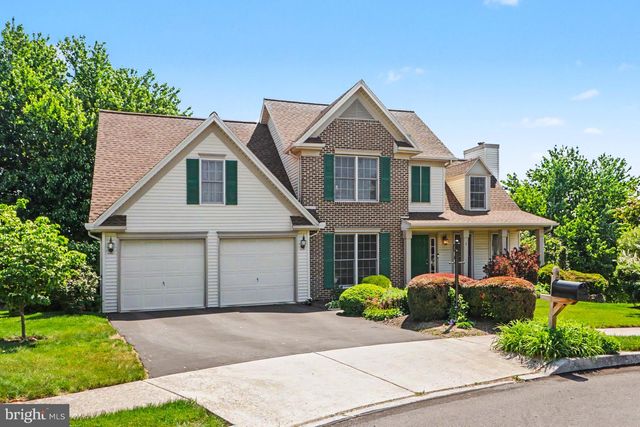 3 HILLTOP CIRCLE, Mechanicsburg, PA 17055